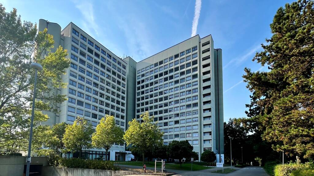 Studio zur Miete 937 € 3 Zimmer 68 m² 7. Geschoss frei ab sofort Jahnstraße 64 Heusenstamm 63150