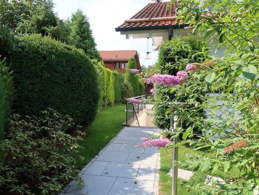 Wohnung zur Miete 1.000 € 2,5 Zimmer 64 m² Grünwald 82031