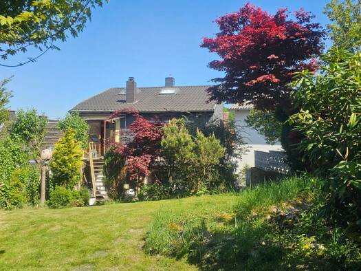 Mehrfamilienhaus zum Kauf 398.000 € 9 Zimmer 220 m² 742 m² Grundstück Oberwürzbach Sankt Ingbert 66386