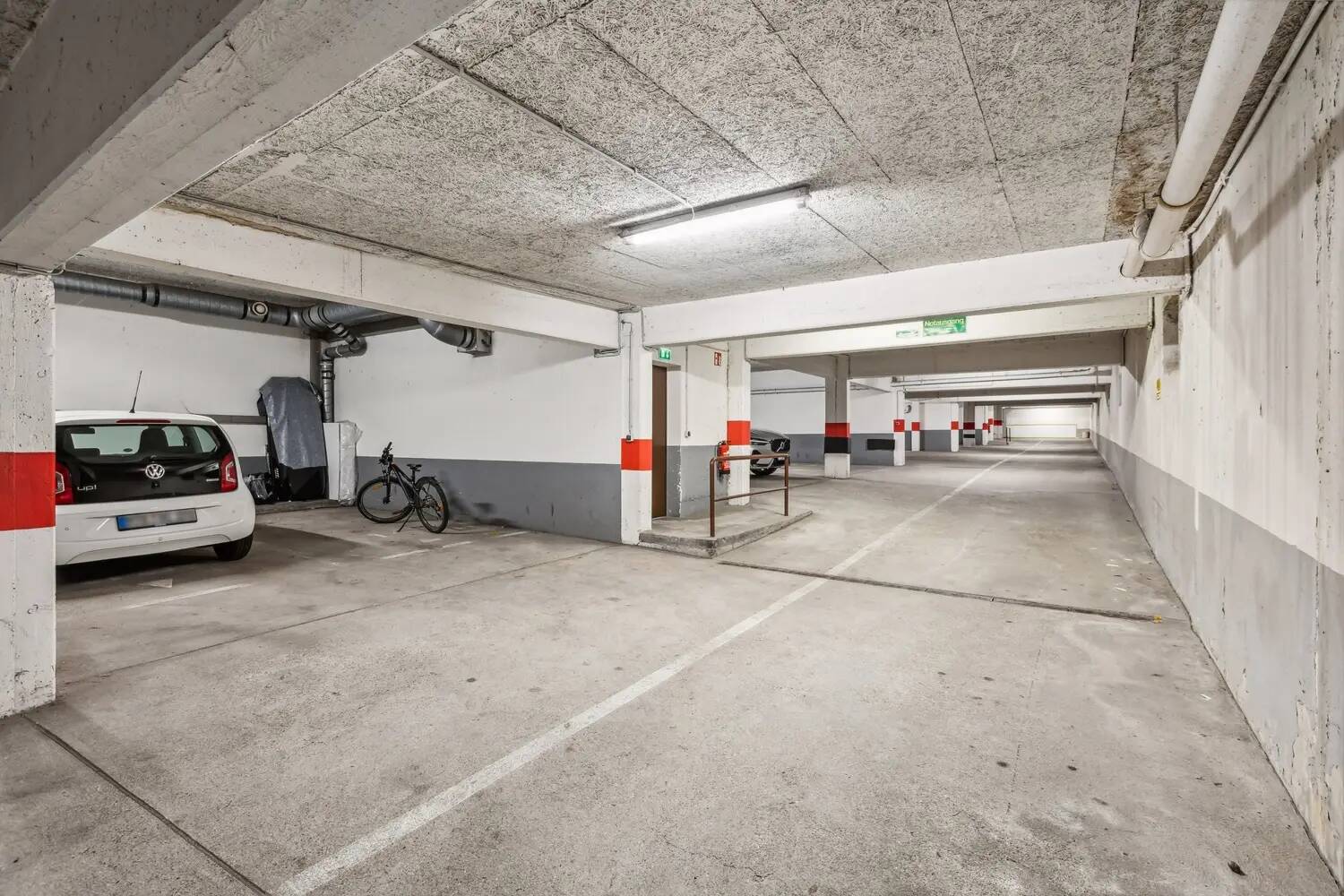 Property thumbnail 11