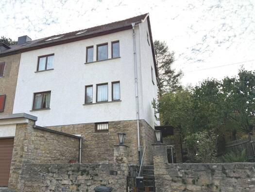 Mehrfamilienhaus zum Kauf 598.900 € 8 Zimmer 221 m² 440 m² Grundstück frei ab sofort Wenigenjena Jena 07749
