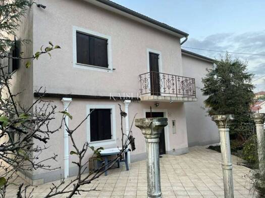 Haus zum Kauf 450.000 € 14 Zimmer 380 m² Kuceli, Matulji Matulji