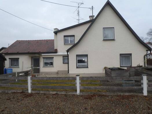 Einfamilienhaus zum Kauf 192.000 € 6 Zimmer 115 m² 331 m² Grundstück frei ab sofort Mooshausen Aitrach 88319