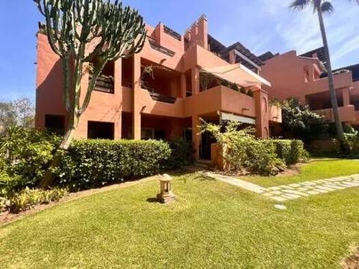 Wohnung zur Miete 2.700 € 3 Zimmer 173 m² Avenida De Los Andaluces Estepona 29688