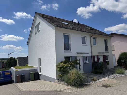 Doppelhaushälfte zum Kauf 549.000 € 6 Zimmer 154 m² 274 m² Grundstück frei ab 01.02.2027 Illingen Illingen 75428