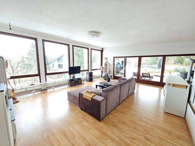 Wohnung zur Miete 1.250 € 4,5 Zimmer 160 m² 1. Geschoss frei ab 01.08.2026 Coburg 96450