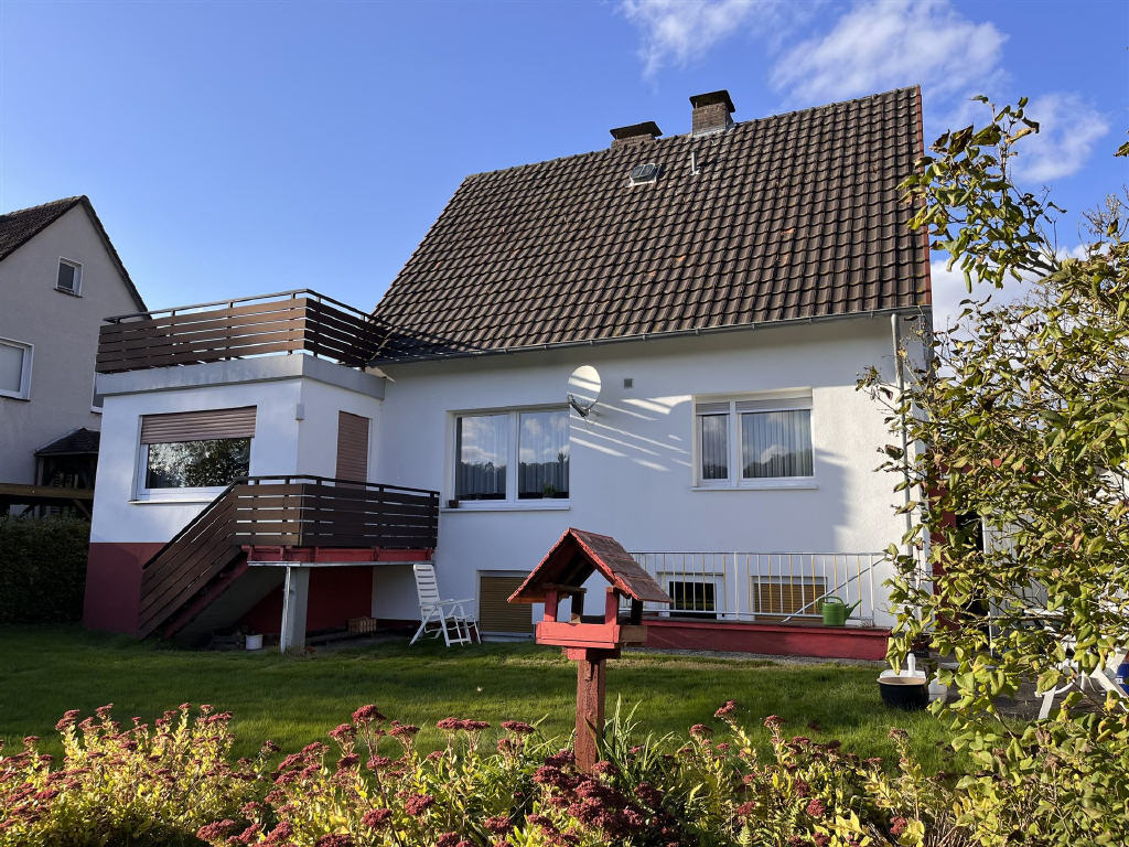 Einfamilienhaus zum Kauf 195.000 € 7 Zimmer 140 m²<br/>Wohnfläche 828 m²<br/>Grundstück Trendelburg Trendelburg 34388