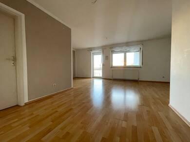 Wohnung zum Kauf 98.500 € 2 Zimmer 64 m² 3. Geschoss Hildburghausen Hildburghausen 98646