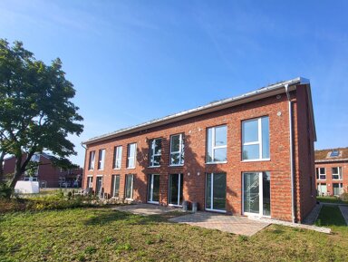 Reihenendhaus zum Kauf provisionsfrei 470.900 € 129,2 m² 182 m² Grundstück frei ab sofort Turmstraße 8 Alveslohe 25486