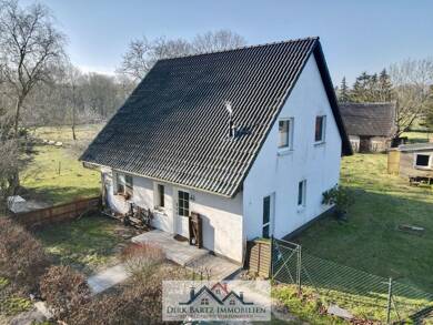 Einfamilienhaus zum Kauf 219.000 € 5 Zimmer 122 m² 703 m² Grundstück Ückeritz Kletzin 17111