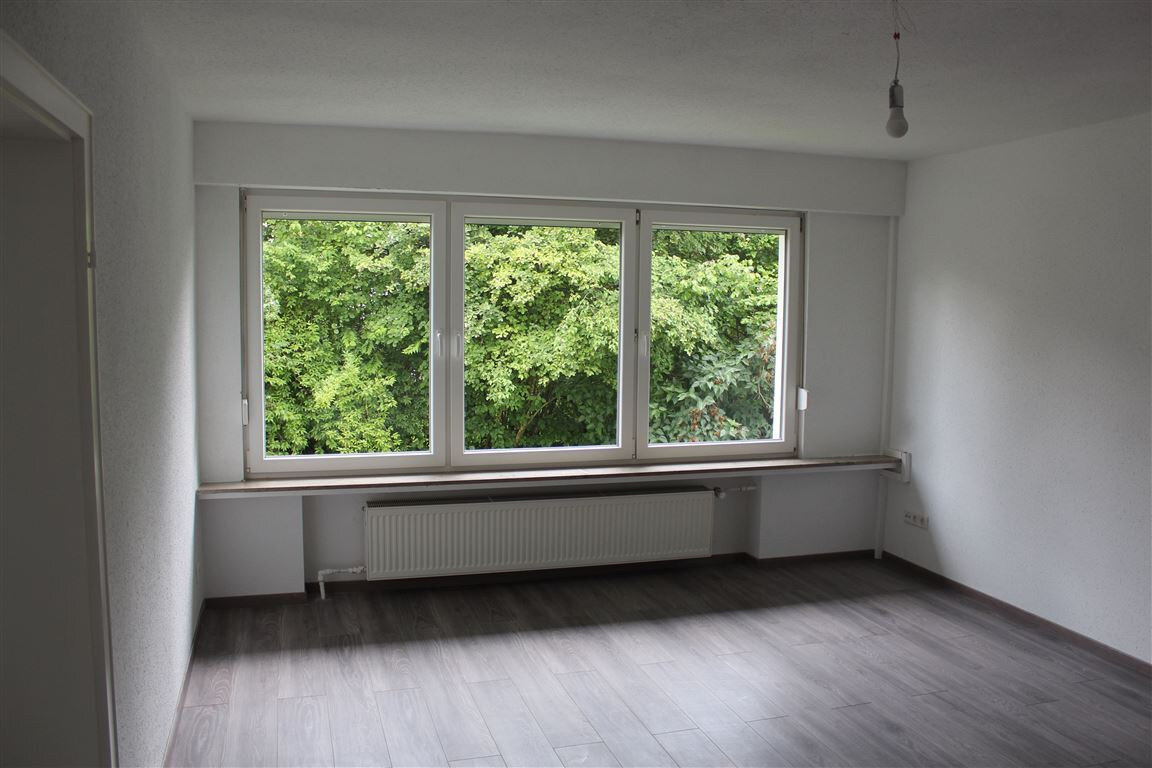 Wohnung zur Miete 810 € 5 Zimmer 108 m²<br/>Wohnfläche 01.11.2024<br/>Verfügbarkeit Warstein Warstein 59581