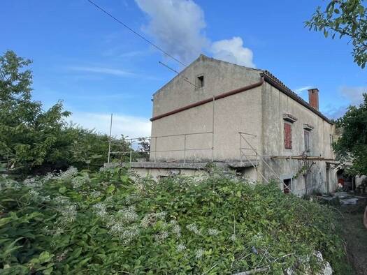 Haus zum Kauf 120.000 € 5 Zimmer 160 m² 637 m² Grundstück Pernat 51557