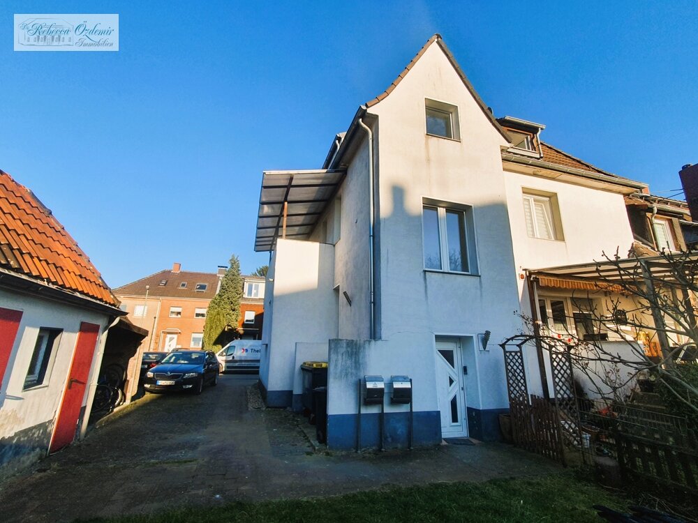 Wohnung zur Miete 450 € 3 Zimmer 67 m²<br/>Wohnfläche 2.<br/>Geschoss 30.11.2024<br/>Verfügbarkeit Hüttenstr. 53 Hochemmerich Duisburg 47228