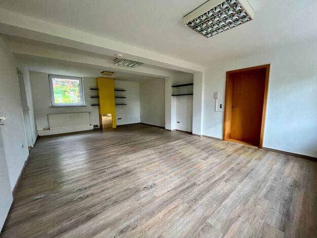 Wohnung zur Miete 430 € 1,5 Zimmer 55 m² Oeslau Rödental 96472