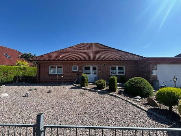 Bungalow zur Miete 1.160 € 3 Zimmer 101 m² 540 m² Grundstück Pastorenkamp 17 Scharrel Saterland 26683