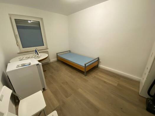 Wohnung zur Miete 379 € 1 Zimmer 15 m² 1. Geschoss frei ab sofort Bad Soden Bad Soden am Taunus 65812