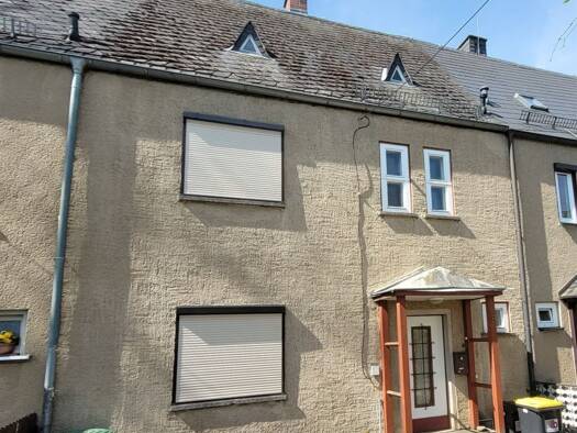 Reihenmittelhaus zum Kauf 75.000 € 6 Zimmer 100 m² 890 m² Grundstück Niederwiesa 09577