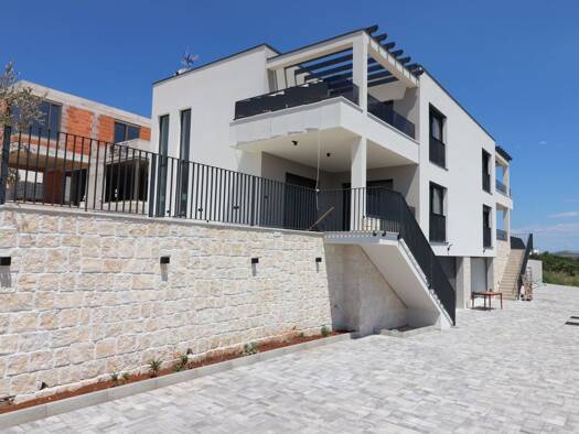 Einfamilienhaus zum Kauf - Erstbezug 650.000 € 5 Zimmer 238 m² Vodice 22000