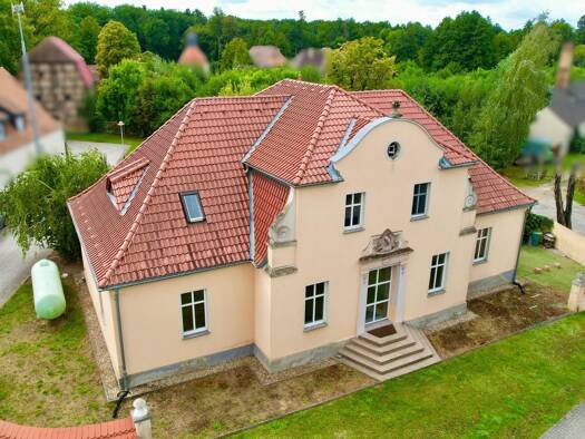 Gewerbeobjekt zum Kauf 240.000 € 9 Zimmer 329 m² 964 m² Grundstück Guteborn 01945