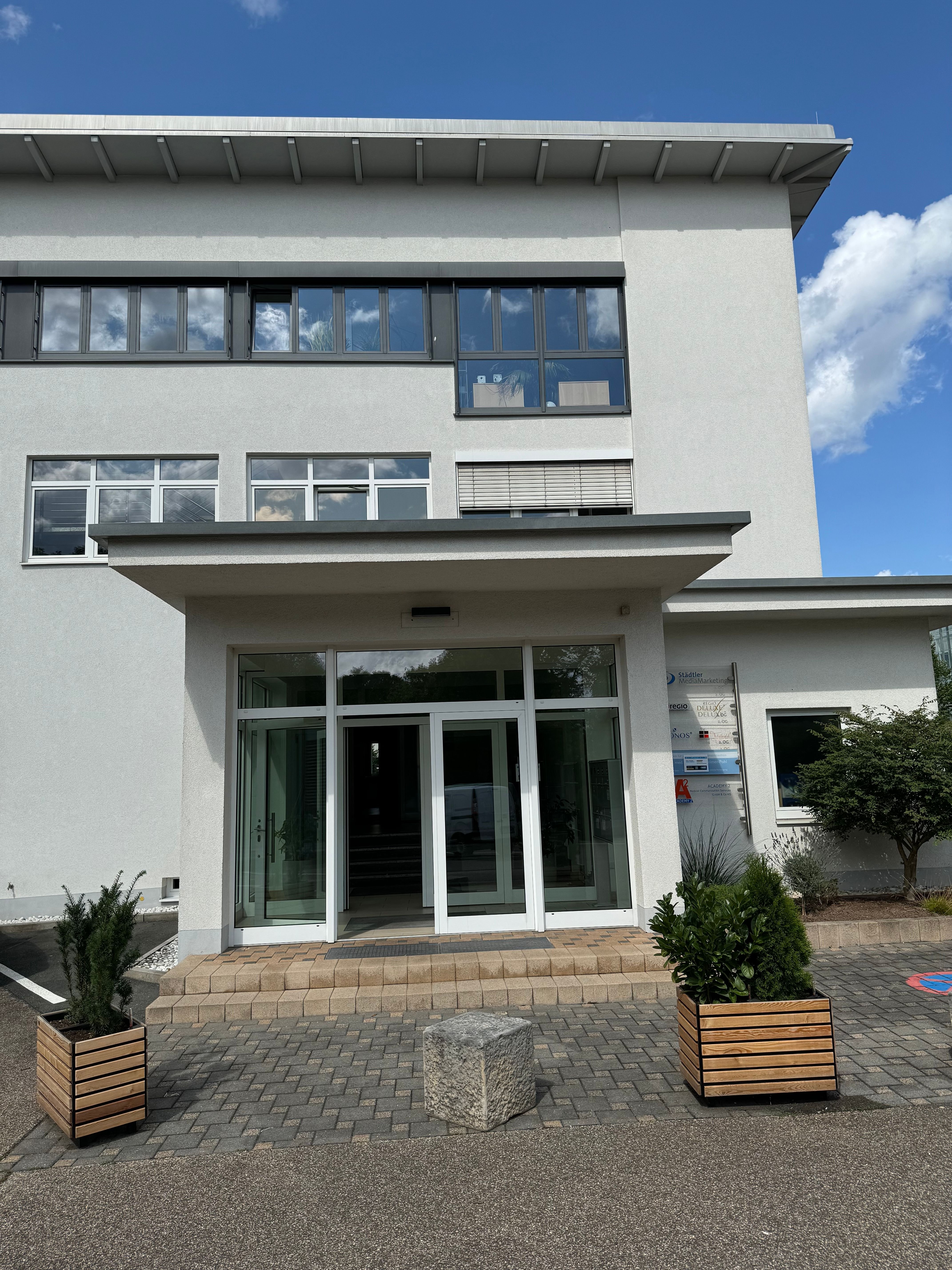 Bürofläche zur Miete provisionsfrei 1.500 € 4 Zimmer 137 m²<br/>Bürofläche Fürther Straße 33 Zirndorf Zirndorf 90513