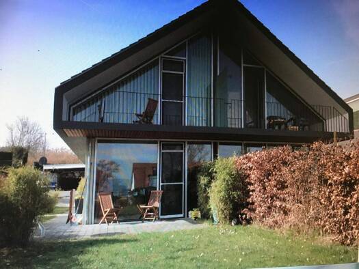 Haus zum Kauf 980.000 € 4 Zimmer 138 m² 500 m² Grundstück frei ab 08.12.2025 Gundholzen Gaienhofen 78343