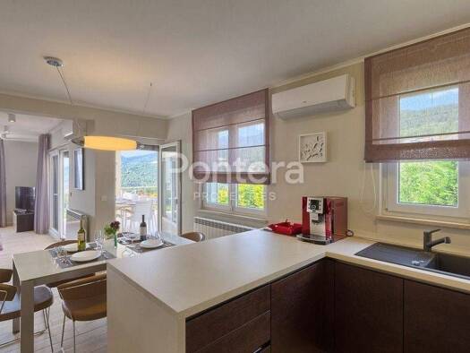 Einfamilienhaus zur Miete 2.700 € 7 Zimmer 275 m² Poljane, Opatija - Okolica Opatija 51410