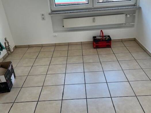 Wohnung zur Miete 720 € 2,5 Zimmer 82,2 m² Geschoss 2/3 frei ab 01.04.2026 Kölner Straße 9 Altenkirchen Altenkirchen (Westerwald) 57610