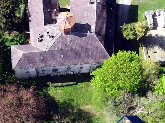 Wohnung zum Kauf 190.000 € 2 Zimmer 63,5 m² 2. Geschoss Steinburg 18 Steinburg Finneland 06647