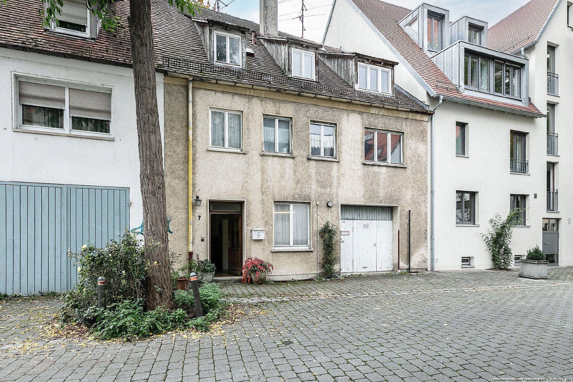 Mehrfamilienhaus zum Kauf 599.000 € 8,5 Zimmer 136 m²<br/>Wohnfläche 185 m²<br/>Grundstück Altstadt Ulm 89073