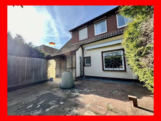 Doppelhaushälfte zum Kauf 189.000 € 5 Zimmer 110 m² 374 m² Grundstück Diekholzen Diekholzen 31199