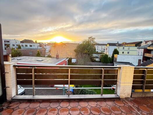 Maisonette zur Miete 1.950 € 6,5 Zimmer 211 m² Geschoss 2/4 frei ab 01.12.2025 Elmshorn 25335