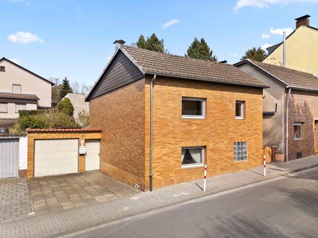 Einfamilienhaus zum Kauf 275.000 € 4 Zimmer 120 m² 258 m² Grundstück Wahllokal 70 Siegburg 53721