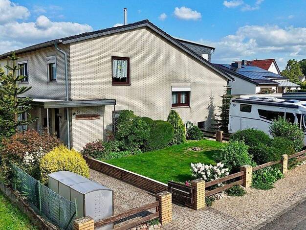 Einfamilienhaus zum Kauf 195.000 € 3 Zimmer 128 m² 427 m² Grundstück Barnstorf Wolfsburg 38446