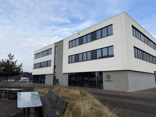 Bürofläche zur Miete 4.640 € 6 Zimmer 331,4 m² Bürofläche Manfort Leverkusen 51377