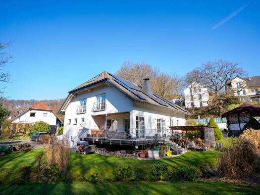 Haus zum Kauf 799.000 € 8 Zimmer 240 m² 1.974 m² Grundstück Heiligenhaus Overath 51491