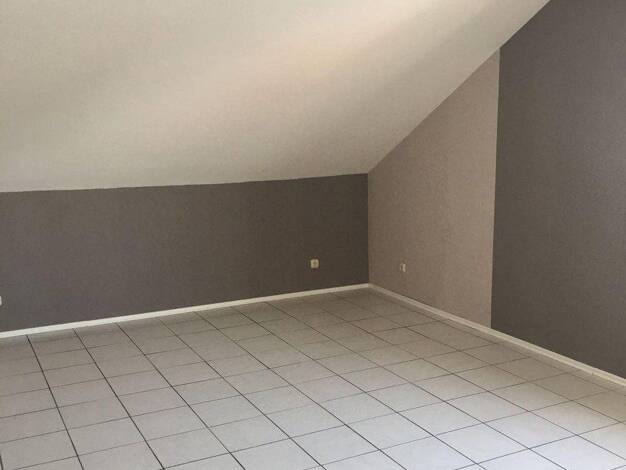 Wohnung zur Miete 800 € 4 Zimmer 112 m² 3. Geschoss frei ab 01.01.2027 Weiperz Sinntal 36391