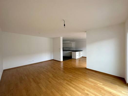 Wohnung zur Miete 1.131 € 2,5 Zimmer 87 m² Geschoss 1/4 frei ab 15.12.2026 Gugelstraße 28 Steinbühl Weiterer Innenstadtgürtel Süd 90443