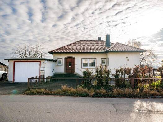 Einfamilienhaus zum Kauf 599.000 € 5,5 Zimmer 191,1 m² 1.139 m² Grundstück Erbach 89155