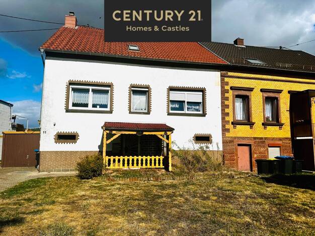 Doppelhaushälfte zum Kauf 139.000 € 5 Zimmer 130 m² 811 m² Grundstück frei ab sofort Uchtelfangen Illingen 66557