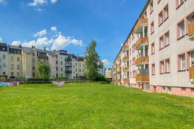 Wohnung zur Miete 279 € 3 Zimmer 57,8 m² EG Haselbrunner Straße 83 Haselbrunn Plauen 08525