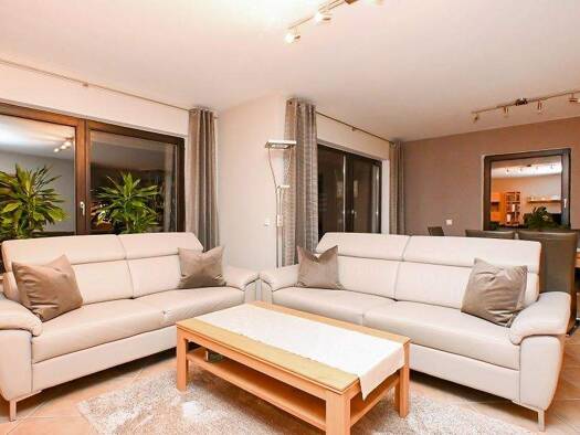 Doppelhaushälfte zum Kauf 340.000 € 4 Zimmer 103 m² 367 m² Grundstück Misburg-Süd Hannover 30559