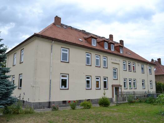 Wohnung zur Miete 834 € 4 Zimmer 119,2 m² EG Fritz-Ebert-Straße 19 Löbau Löbau 02708