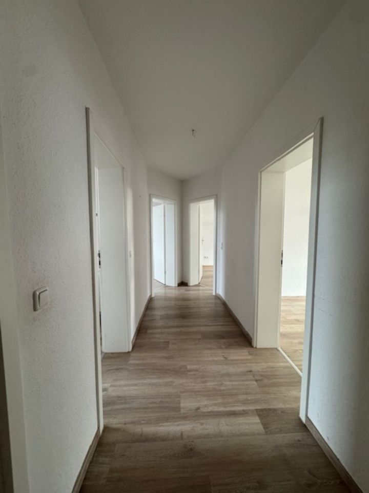 Wohnung zur Miete 410 € 3 Zimmer 70 m²<br/>Wohnfläche 3.<br/>Geschoss ab sofort<br/>Verfügbarkeit Bant Wilhelmshaven 26382