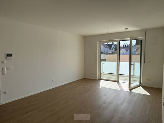 Wohnung zur Miete - Erstbezug 875 € 3 Zimmer 72,9 m² 2. Geschoss frei ab 01.05.2026 Burglengenfeld 93133