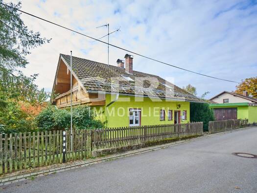 Einfamilienhaus zum Kauf 239.000 € 5 Zimmer 103 m² 1.009 m² Grundstück Pfelling Bogen 94327