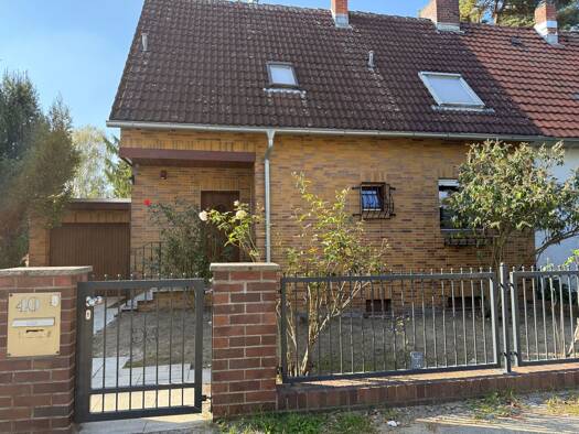 Doppelhaushälfte zur Miete 2.750 € 4 Zimmer 125 m² 300 m² Grundstück frei ab sofort Mariendorf Berlin 12109