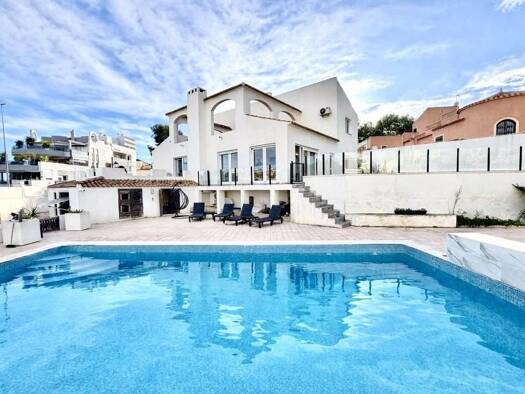 Villa zum Kauf 695.000 € 6 Zimmer 218 m² 1.171 m² Grundstück Orihuela 03189
