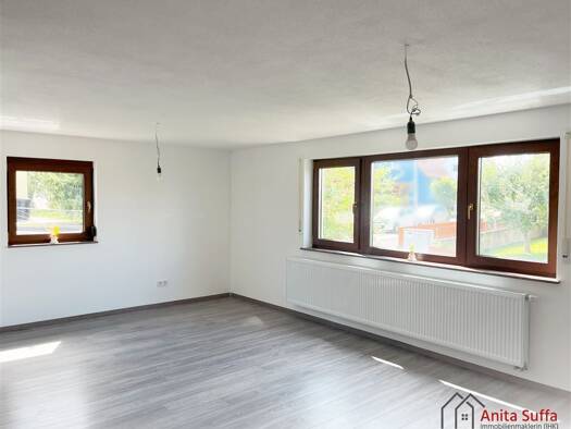 Maisonette zur Miete 950 € 4 Zimmer 104,5 m² frei ab sofort Uffenheim 97215