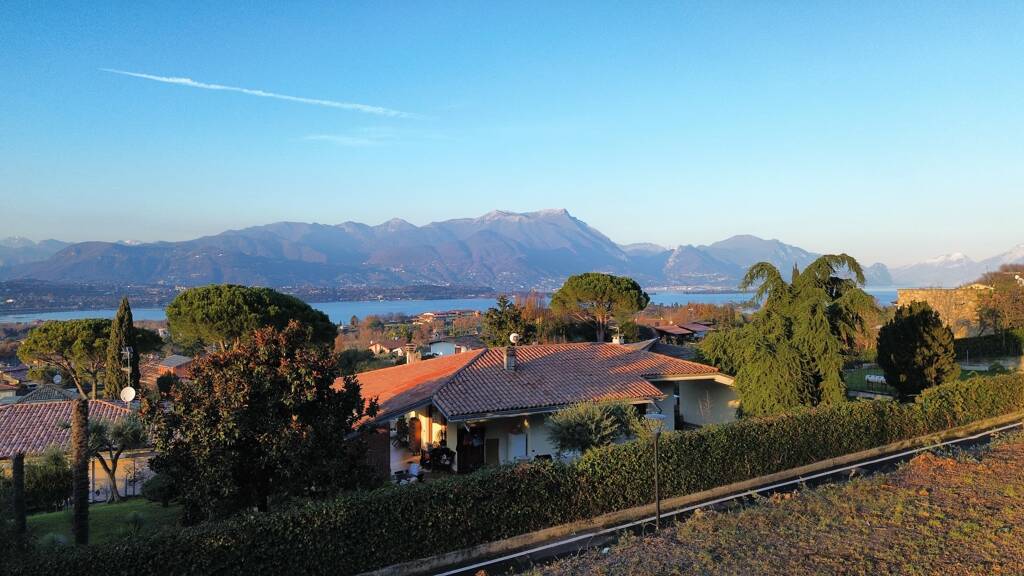 Land-/Forstwirtschaft zum Kauf - Erstbezug 380.000 € 800 m² Grundstück Via Orlando Manerba del Garda