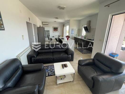 Wohnung zum Kauf 400.000 € 2 Zimmer 105 m² 2. Geschoss Barbat na Rabu Rab